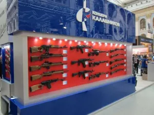 На фирму Канделаки могут подать в суд из-за заказа «Калашникова»Эксклюзив