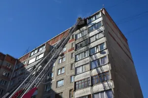 Пожарные спасли ребенка из горящей квартиры на девятом этаже в Петропавловске