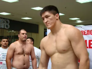 Битва титанов. Церемония взвешиванияЭксклюзив