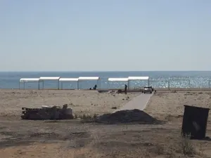 Трехлетнего мальчика вытащили из моря полицейские в Актау