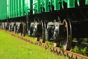 Қызғалдақ ауылында әр күні балалар мен зейнеткерлер өміріне қауіп төндіреді