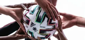 Представлен официальный мяч чемпионата Европы по футболу