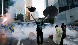 В Гонконге вновь вспыхнули столкновения