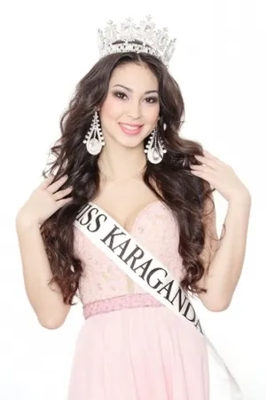 «Мисс Казахстан 2015»: прошла официальная фотосессия