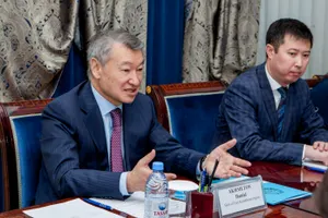 Даниал Ахметов пригласил посла Франции в Царскую долину