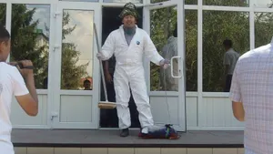 За «свинский» юмор художника наказали штрафом в 5193 тенгеЭксклюзив