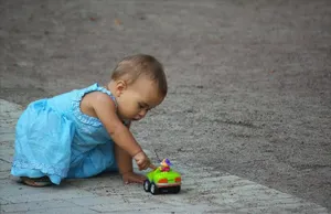 Полицейский сбил двухлетнего ребенка в Уральске