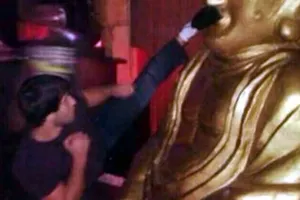 Муфтий назвал условие справедливого наказания для осквернителя статуи Будды