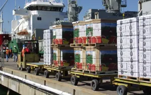 В Испании предлагают отдать лишние фрукты на благотворительность