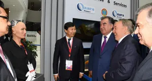 Назарбаев, Жээнбеков, Рахмон и Мирзиёев осмотрели выставку цифровизации