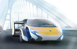 Словаки построили летающий автомобиль-гибрид