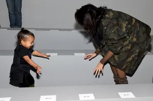 Ким Кардашьян вместе с дочкой готовятся к Пасхе