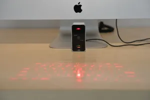 Проекционная клавиатура Apple приехала в КазахстанЭксклюзив