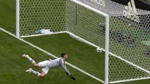 Сборная Франции победила благодаря видеоповторам