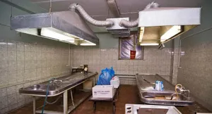 В Астане морги не успевают справляться с потоком покойников