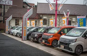 Продажи автомобилей рухнули в Японии