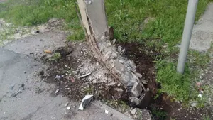 Девушка перепутала «газ» с «тормозом»: пострадал ребенок (ФОТО)