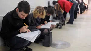 Самый жесткий отбор на работу в РК ведется среди молодежиЭксклюзив