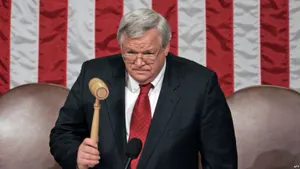 Бывший спикер Конгресса США начал отбывать тюремное заключение