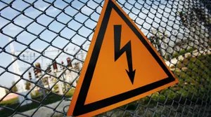 В Риддере мальчик погиб, тронув машину, задевшую электропровода