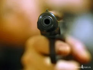 В Караганде избили и ограбили директора турфирмы