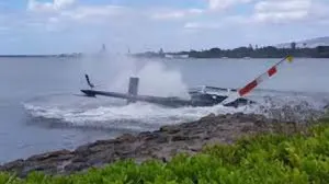Очевидцы сняли на видео крушение вертолета рядом с Перл-Харбором