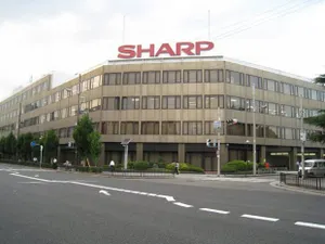 Sharp готовит к выпуску планшет с инновационным дисплеем
