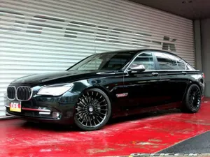 BMW 7-Series Hybrid в легкой кастомизации Office-K