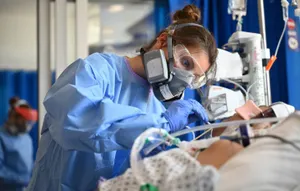 Научный прорыв в лечении COVID-19 совершила Великобритания