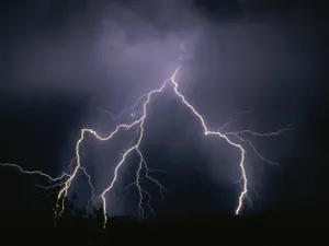 Дожди, грозы и ветер ожидаются в Казахстане