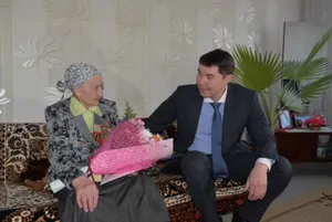 В Кокшетау поздравили женщин-ветеранов ВОВ и тружениц тыла