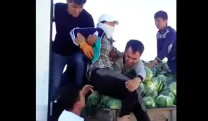 ДВД ЮКО: похищенная продавщица капусты вышла замуж