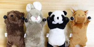 Удивительная Азия: смартфоны в живых кроликах