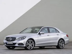 Два новых «Мерседеса» получили казахстанские цены