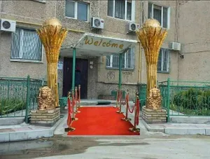 Казахстанцев рассорили два «Байтерека» (ФОТО)