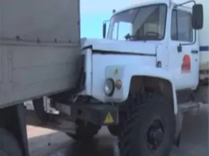 В Актобе дорожных полицейских обвинили в массовом ДТП