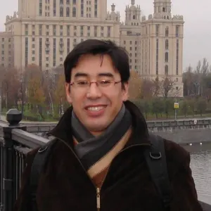 Известному журналисту требуется помощь