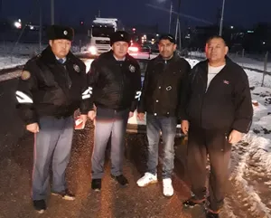 Полицейские помогли россиянину, заблудившемуся в Туркестанской области