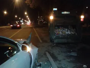 Второе ДТП с участием мусоровоза в Алматы