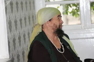 Иранские СМИ приняли бородатую бабушку из Казахстана за лидера террористов