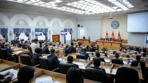 «Вазелин, Лизун» деген оғаш лақап аттары бар адамдар: депутаттар Қырғызстан ҰҚК жаңа басшылығына жүгінді