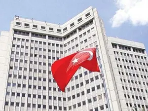 Гражданам Турции предложили реже посещать Россию