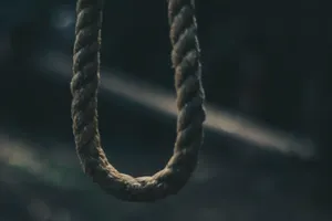 Двое студентов колледжа найдены повешенными в Шымкенте