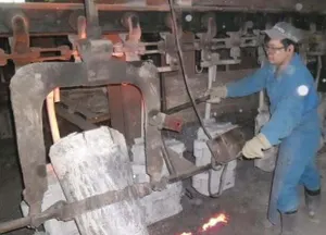 В Уральске в плавильные печи отправили 130 единиц оружия