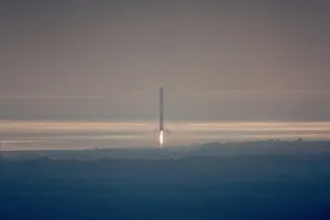 Dragon направляется к МКС