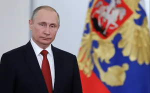 Путин уволил восемь генералов