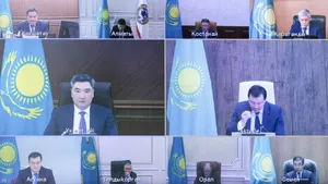 «Перестаньте проводить формальные отчетные штабы»: Бектенов пригрозил акимам