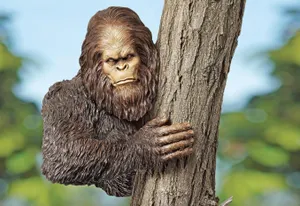 Снежный человек попал на видео в США