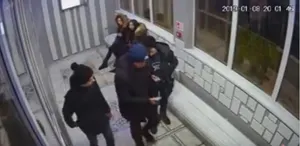 Школьники разгромили Smart-остановку в Талдыкоргане