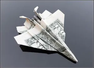 Доллар пошел в пике. Тенге дорожает